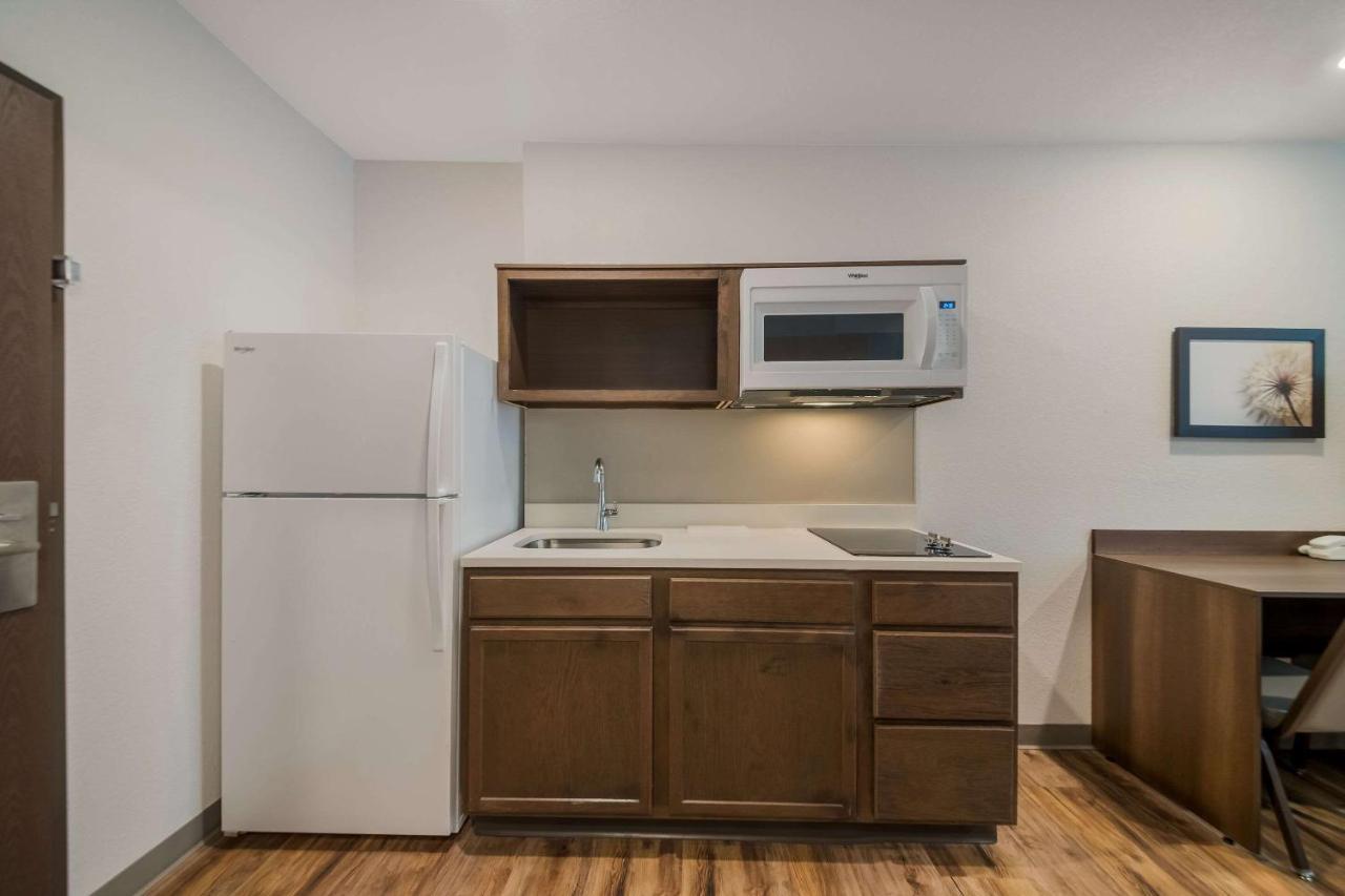 Woodspring Suites Wesley Chapel-Tampa エクステリア 写真