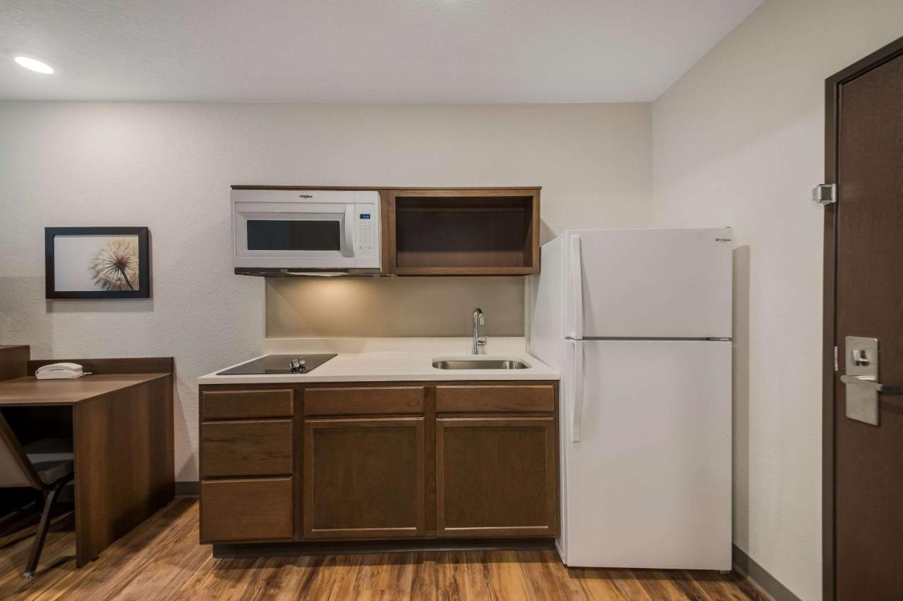 Woodspring Suites Wesley Chapel-Tampa エクステリア 写真