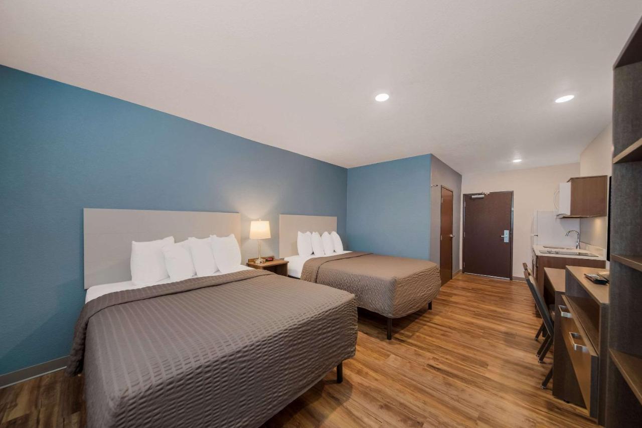 Woodspring Suites Wesley Chapel-Tampa エクステリア 写真